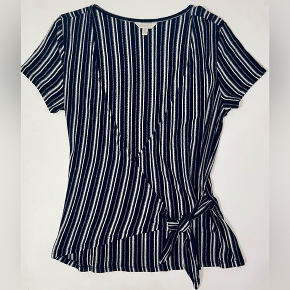 New Lucky Brand Navy and White Striped Short Sleeve Top side knotted Shirt S - Picture 4 of 11
